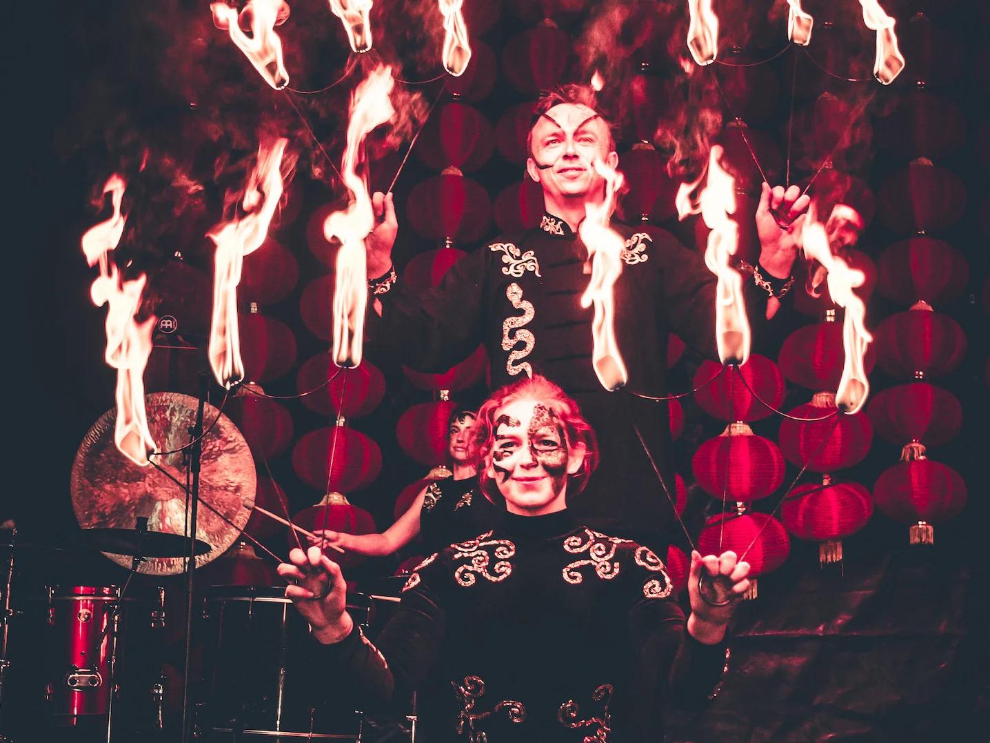 Szymon Mamys & Becks Hylton - Bring The Fire Project