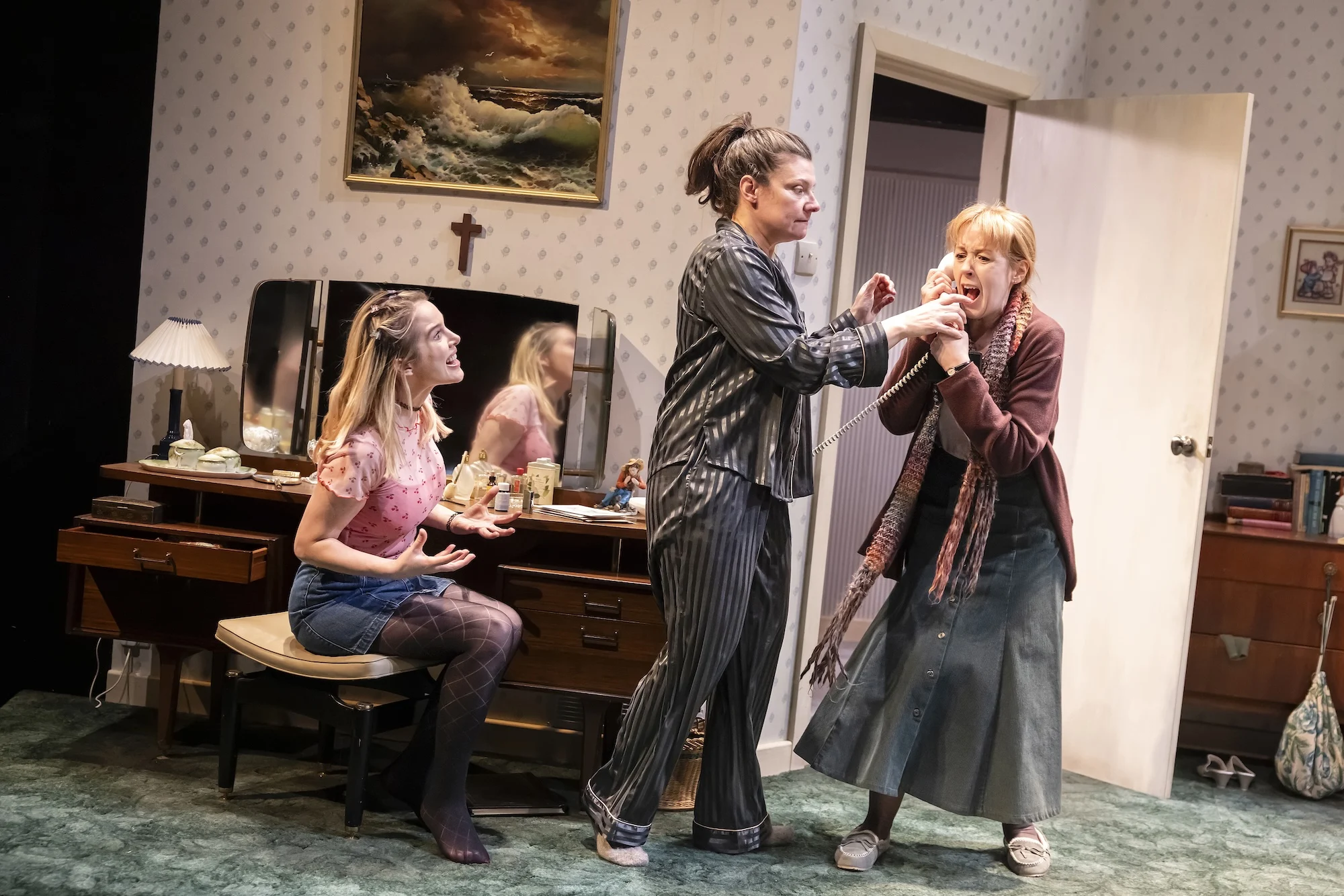 The Memory of Water at Liverpool Everyman - Credit Pamela Raith Photography